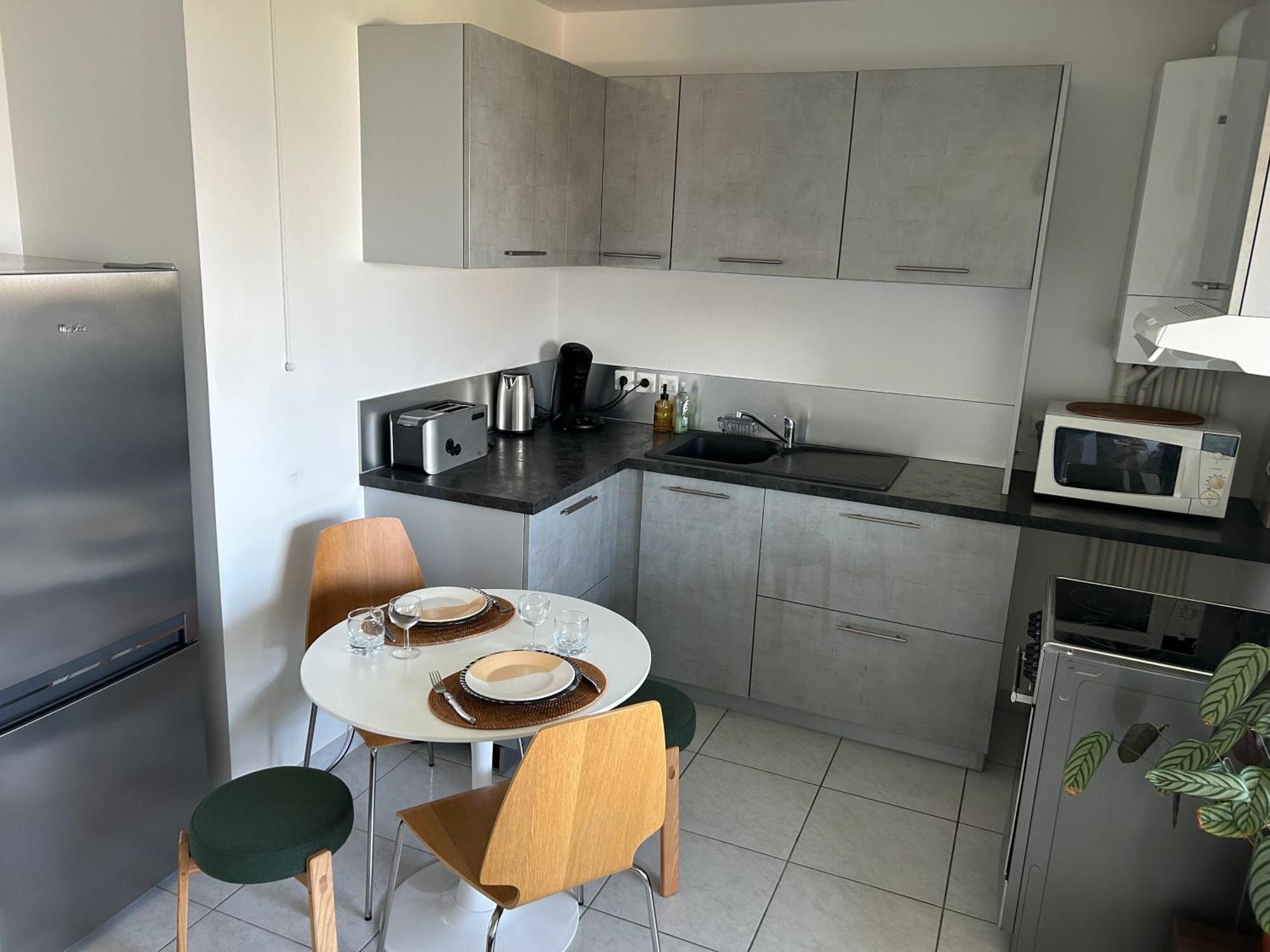 Apartamento Jolie Vue Au Calme Évian-les-Bains Exterior foto